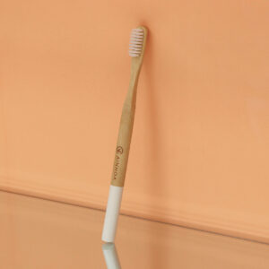 Bamboo Brush Blanco (Adulto) [ Dk ]